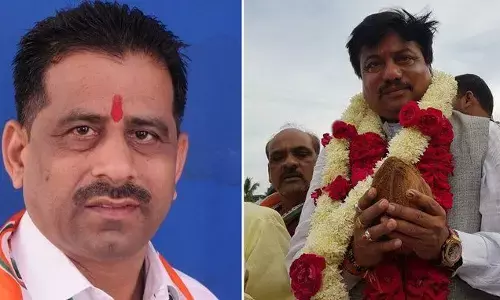 गुजरात: राज्यसभा चुनाव से पहले कांग्रेस को बड़ा झटका, दो विधायकों ने दिया इस्तीफा गुजरात: राज्यसभा चुनाव से पहले कांग्रेस को बड़ा झटका, दो विधायकों ने दिया इस्तीफा