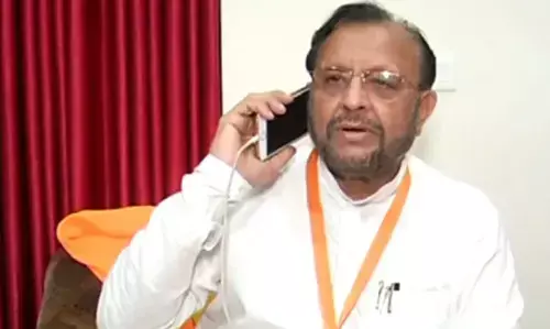 рдЕрд╕реНрдкрддрд╛рд▓ рдХреЗ рджреМрд░реЗ рдХреЗ рдмрд╛рдж рдХреНрд╡рд╛рд░рдВрдЯреАрди рд╣реБрдП UP рдХреЗ рд╕реАрдирд┐рдпрд░ рдордВрддреНрд░реА, рдХрд╣рд╛- Coronavirus рд╕рдВрдХреНрд░рдордг рдирд╣реАрдВ, рд╕реНрд╡рд╕реНрде рд╣реВрдВ рдЕрд╕реНрдкрддрд╛рд▓ рдХреЗ рджреМрд░реЗ рдХреЗ рдмрд╛рдж рдХреНрд╡рд╛рд░рдВрдЯреАрди рд╣реБрдП UP рдХреЗ рд╕реАрдирд┐рдпрд░ рдордВрддреНрд░реА, рдХрд╣рд╛- Coronavirus рд╕рдВрдХреНрд░рдордг рдирд╣реАрдВ, рд╕реНрд╡рд╕реНрде рд╣реВрдВ