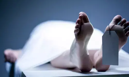 गाजियाबाद में फैक्ट्री में करंट लगने से मजदूर की मौत , दो घायल गाजियाबाद में फैक्ट्री में करंट लगने से मजदूर की मौत , दो घायल