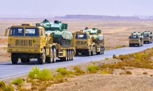 चीन को दोहरी चाल, एक तरफ शांति की बातें दूसरी तरफ सीमा पर किया युद्धाभ्यास चीन को दोहरी चाल, एक तरफ शांति की बातें दूसरी तरफ सीमा पर किया युद्धाभ्यास