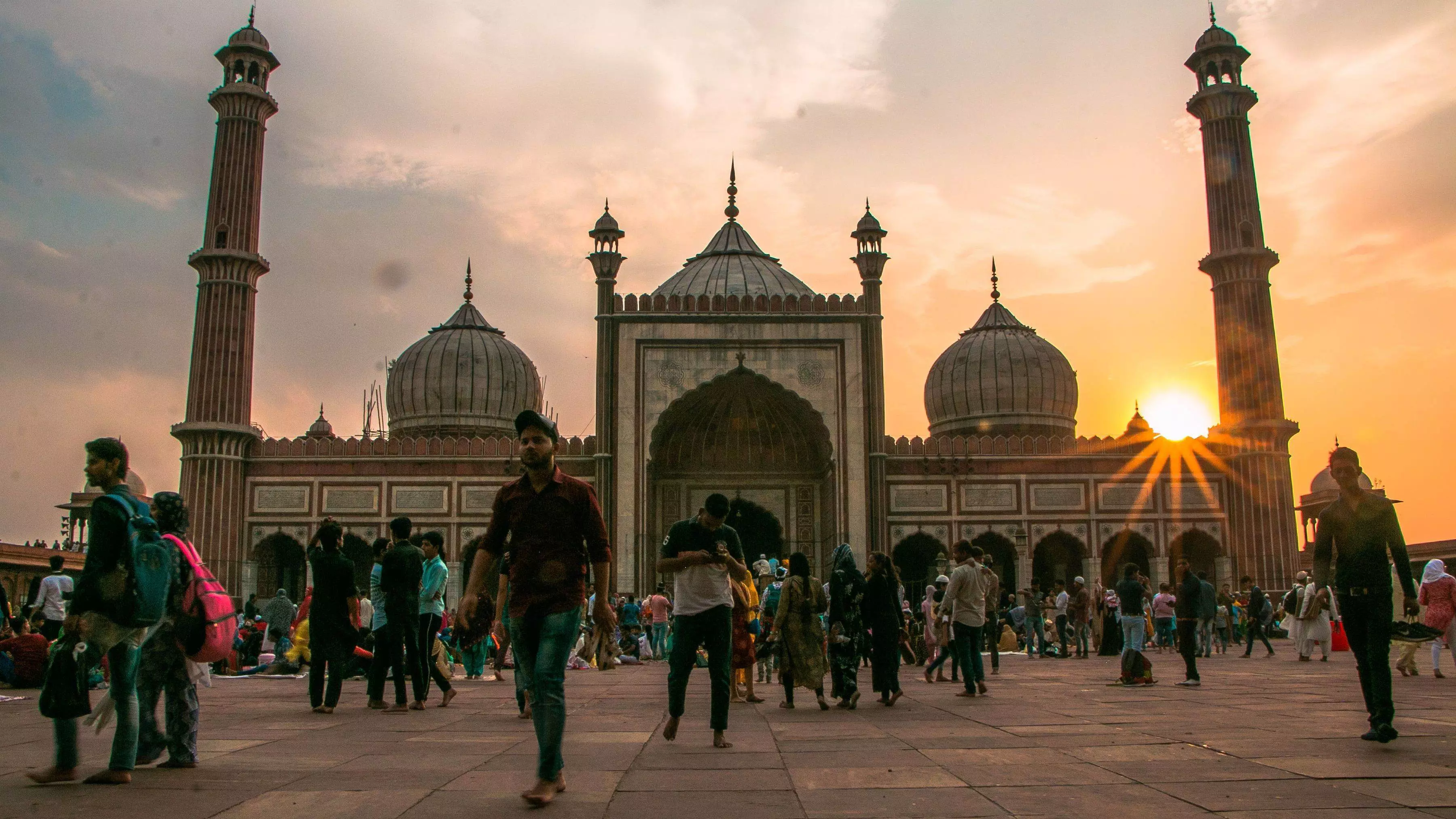 दिल्लीः जामा मस्जिद के शाही इमाम के सचिव की कोरोना से हुई मौत, मस्जिद हो सकती है बंद