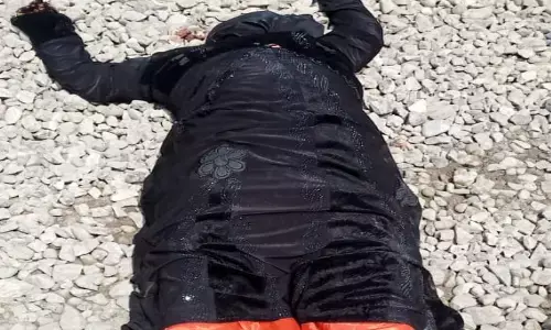 शामली: तेज रफ्तार डंपर ने बाइक में मारी साइड, मां की मौत पुत्र घायल शामली: तेज रफ्तार डंपर ने बाइक में मारी साइड, मां की मौत पुत्र घायल