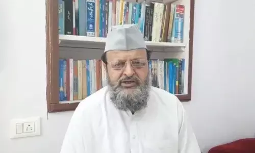 देवबंद दारुल उलूम का फतवा- हालात और मजबूरी के तहत मस्जिदों में सैनिटाइजर का इस्तेमाल करना सही देवबंद दारुल उलूम का फतवा- हालात और मजबूरी के तहत मस्जिदों में सैनिटाइजर का इस्तेमाल करना सही