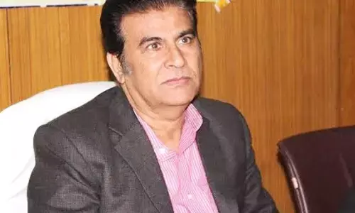 पूर्व आईएएस सूर्यप्रताप ने एसएसपी गाजियाबाद को बताया सीएम योगी का ख़ास, जानिए पूरा मामला! पूर्व आईएएस सूर्यप्रताप ने एसएसपी गाजियाबाद को बताया सीएम योगी का ख़ास, जानिए पूरा मामला!