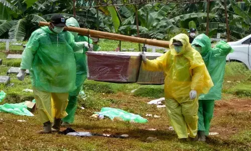 तीन दिन बाद कब्र से जिंदा निकली महिला, मामला सुन हो जाएंगे हैरान