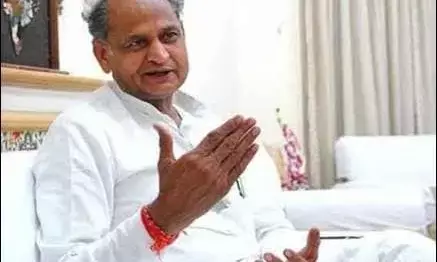 यह हरकत मेल नही खाती है गहलोत के चरित्र से यह हरकत मेल नही खाती है गहलोत के चरित्र से