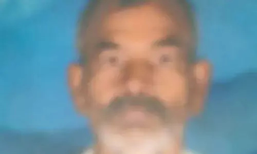 यूपी में पुलिस कस्टडी में अधेड़ की फावड़े से काटकर हत्या, सामने आया दिलदहलाने वाला सीसीटीवी फुटेज