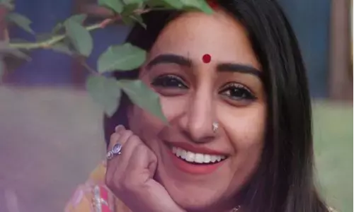 अभिनेत्री Mohena Kumari खुद खोला राज, कैसे हुआ सब? अभिनेत्री Mohena Kumari खुद खोला राज, कैसे हुआ सब?