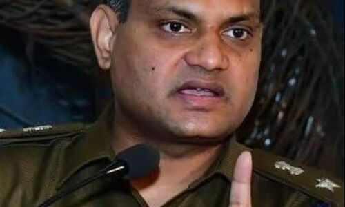 निवर्तमान एसएसपी प्रयागराज सत्यार्थ अनिरुद्ध की होगी कोरोना जांच, अस्पताल में हुए भर्ती निवर्तमान एसएसपी प्रयागराज सत्यार्थ अनिरुद्ध की होगी कोरोना जांच, अस्पताल में हुए भर्ती