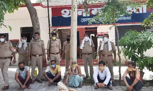 शामली पुलिस ने गोकशों  को चटाई धूल, रंगेहाथ दबोचा, 5 गिरफ्तार 1 फरार शामली पुलिस ने गोकशों  को चटाई धूल, रंगेहाथ दबोचा, 5 गिरफ्तार 1 फरार