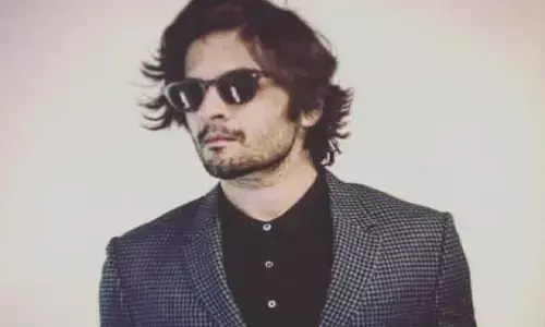 बॉलीवुड एक्टर अली फजल की मां का लखनऊ में निधन बॉलीवुड एक्टर अली फजल की मां का लखनऊ में निधन