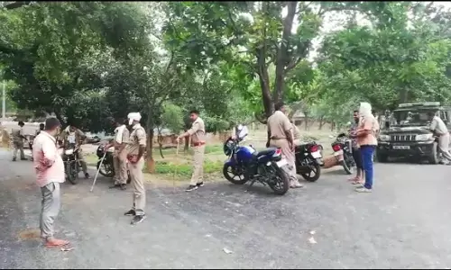 पुरानी रंजिश में मारपीट प्रधान पति समेत तीन घायल,रेफर. पुरानी रंजिश में मारपीट प्रधान पति समेत तीन घायल,रेफर.