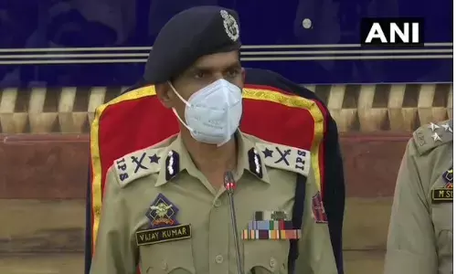 यह देखा गया है कि जैश के आतंकी एम-4 रायफल्स रखते है-  IG विजय कुमार यह देखा गया है कि जैश के आतंकी एम-4 रायफल्स रखते है-  IG विजय कुमार