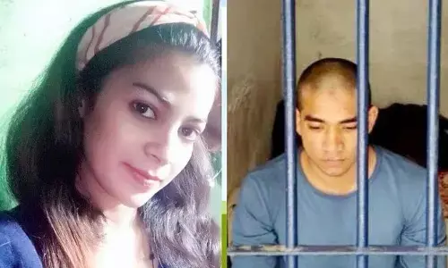 गाजियाबाद पुलिस ने TikTok पर धूम मचाने वाला शेरा को किया गिरफ्तार, शेरा ही है नैना का कातिल गाजियाबाद पुलिस ने TikTok पर धूम मचाने वाला शेरा को किया गिरफ्तार, शेरा ही है नैना का कातिल
