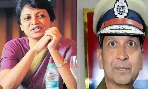 देश के सबसे ताकतवर है ये आईएएस और आईपीएस कपल, लेकिन पति को करना होगा पत्नी के अंडर काम देश के सबसे ताकतवर है ये आईएएस और आईपीएस कपल, लेकिन पति को करना होगा पत्नी के अंडर काम