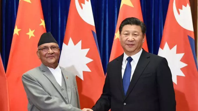 नेपाल के प्रधानमंत्री ओली की कुर्सी खतरे में, बोले दिल्ली में बैठकर गिराई जा रही है सरकार
