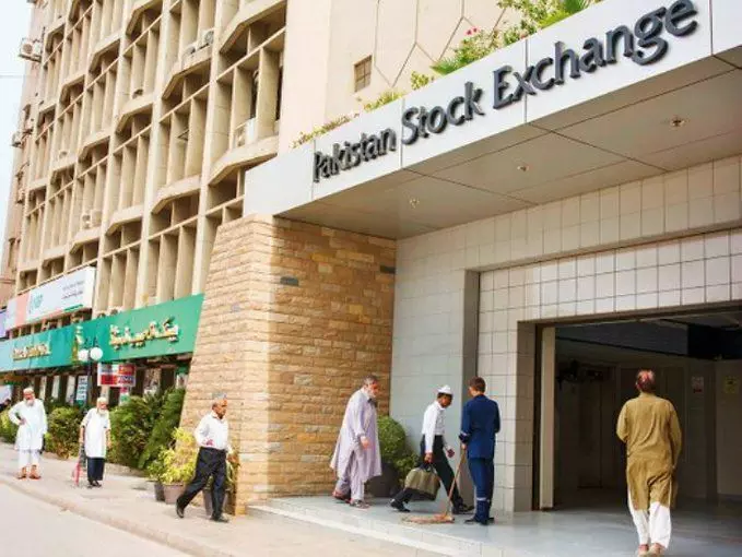 Live Update Pakistan Karachi stock exchange : पाकिस्तान के कराची स्टॉक एक्सचेंज पर आतंकी हमला, 9 लोगों की मौत- 4 आतंकी ढेर, देखें वीडियो