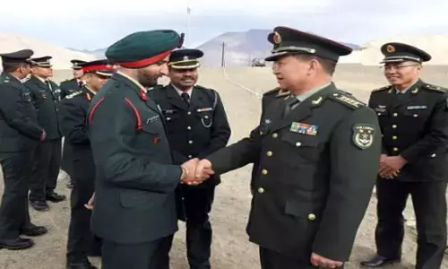 LAC पर शांति के लिए आज फिर मिलेंगे भारत-चीन सैन्य अधिकारी, Corps Commander-level की तीसरी बैठक LAC पर शांति के लिए आज फिर मिलेंगे भारत-चीन सैन्य अधिकारी, Corps Commander-level की तीसरी बैठक