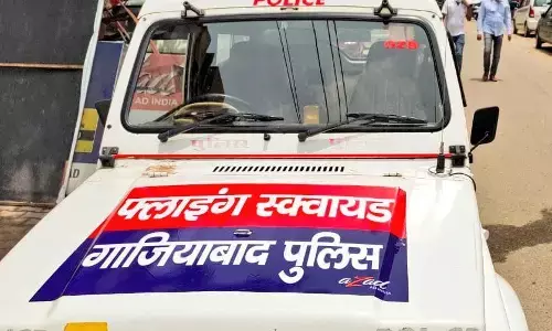 एसएसपी गाजियाबाद बोले, आप अगर खुद समझ जाते तो इसकी जरूरत ही क्या थी... एसएसपी गाजियाबाद बोले, आप अगर खुद समझ जाते तो इसकी जरूरत ही क्या थी...