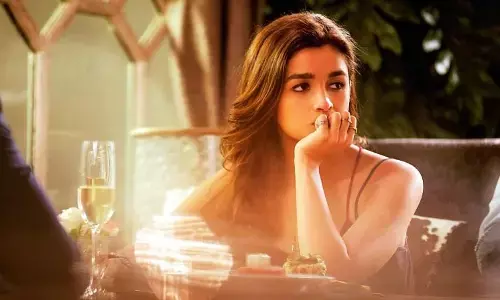 रिलीज से पहले विवादों में सड़क 2 फिल्म, आलिया-महेश भट्ट पर दर्ज हुआ केस