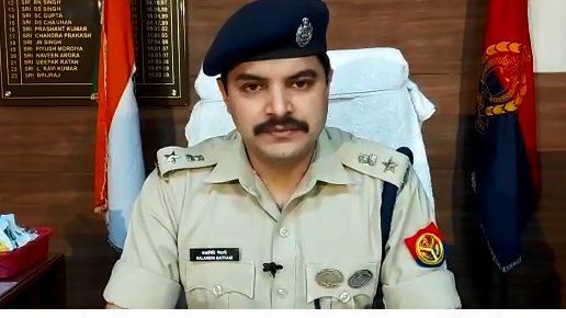 गाजियाबाद: एक ही दिन में 40 दुर्दांत अपराधियों की हिस्ट्रीशीट खोलकर शुरू हुआ ऑपरेशन दस्तक गाजियाबाद: एक ही दिन में 40 दुर्दांत अपराधियों की हिस्ट्रीशीट खोलकर शुरू हुआ ऑपरेशन दस्तक