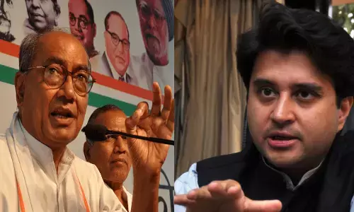 टाइगर जिंदा है बयान पर दिग्विजय का पलटवार, बोले- शेर का शिकार करते थे मैं और माधवराव टाइगर जिंदा है बयान पर दिग्विजय का पलटवार, बोले- शेर का शिकार करते थे मैं और माधवराव