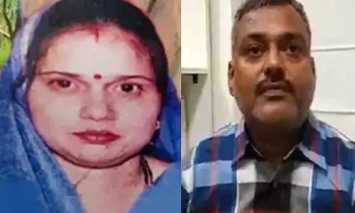 कानपुर एनकाउंटर : गांव में चल रहा मौत का खेल भी लाइव देख रही थी विकास दुबे की पत्नी ऋचा दुबे कानपुर एनकाउंटर : गांव में चल रहा मौत का खेल भी लाइव देख रही थी विकास दुबे की पत्नी ऋचा दुबे