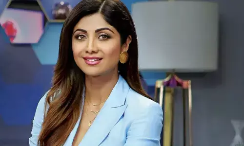 लखनऊ में शिल्पा शेट्टी के नाम पर करोड़ों की धोखाधड़ी! केस दर्ज लखनऊ में शिल्पा शेट्टी के नाम पर करोड़ों की धोखाधड़ी! केस दर्ज
