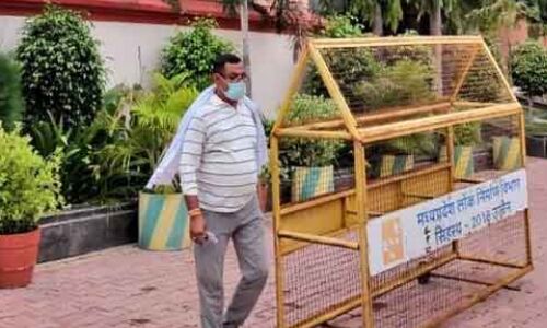 सात दिन के बाद विकास दुबे हुआ आखिरकार गिरफ्तार, जानें सात दिन में कब क्या-क्या हुआ? सात दिन के बाद विकास दुबे हुआ आखिरकार गिरफ्तार, जानें सात दिन में कब क्या-क्या हुआ?