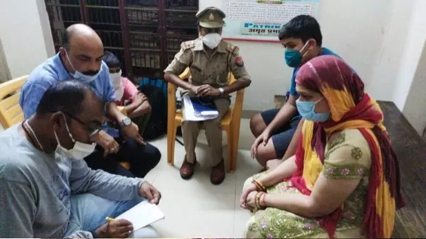 पूछताछ के बाद पुलिस ने विकास दुबे की पत्नी और बेटे को छोड़ा, कल दोनों को लखनऊ से पकड़ा था