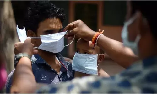 यूपी में अब face mask न लगाना पड़ेगा बहुत महंगा, देना होगा इतना जुर्माना यूपी में अब face mask न लगाना पड़ेगा बहुत महंगा, देना होगा इतना जुर्माना
