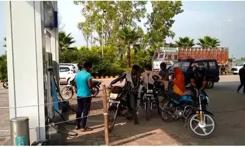 शामली: शामली में पेट्रोल पंप पर लूट, पुलिस मौके पर पहुंची