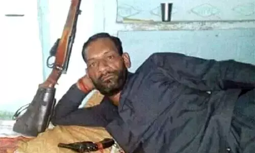 विकास दुबे के दो गुर्गों को दी क्लीन चिट, जबकि एक सप्ताह पहले किया था इनाम घोषित