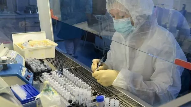 रूस का दावा- सफल हुआ दुनिया की पहली Corona Vaccine का ह्यूमन ट्रायल