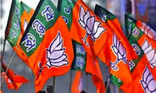 बीजेपी नेता पुत्र द्वारा एनसीआरटी की नकली किताबें छापने पर इतना हल्ला क्यों? बीजेपी नेता पुत्र द्वारा एनसीआरटी की नकली किताबें छापने पर इतना हल्ला क्यों?