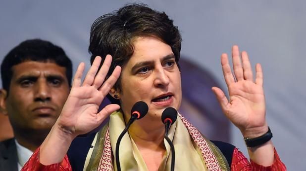 कोरोना वॉर्ड में भरा नाले का पानी, प्रियंका ने किया सीएम योगी से सवाल? कोरोना वॉर्ड में भरा नाले का पानी, प्रियंका ने किया सीएम योगी से सवाल?