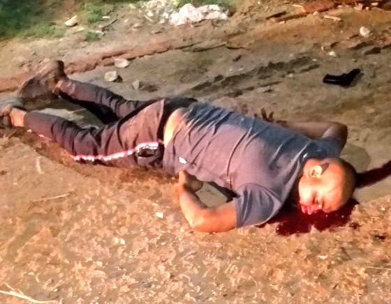यूपी पुलिस ने मार गिराया 50 हजार का इनामी बदमाश दीपक सिद्धू यूपी पुलिस ने मार गिराया 50 हजार का इनामी बदमाश दीपक सिद्धू