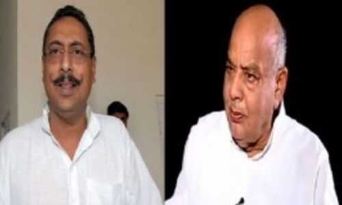 राजस्थान सियासी संग्राम : पायलट गुट को बड़ा झटका, भंवरलाल शर्मा और विश्वेंद्र सिंह कांग्रेस से सस्पेंड राजस्थान सियासी संग्राम : पायलट गुट को बड़ा झटका, भंवरलाल शर्मा और विश्वेंद्र सिंह कांग्रेस से सस्पेंड