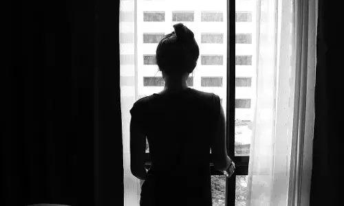 प्रेमी को अपना पति बता क्वारनटीन हो गई महिला कांस्टेबल, फिर ऐसे खुली पोल