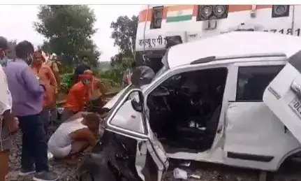 बिहार के पटना में बड़ा रेल हादसा, जनशताब्दी एक्सप्रेस से कार टकराई, पूरे परिवार की मौत