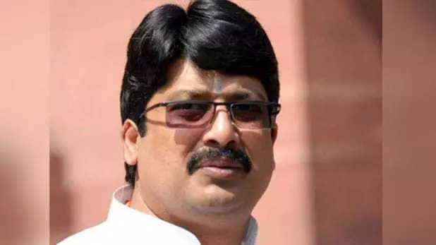 UP: राजा भइया पर दर्ज हैं 47 मुकदमे, योगी सरकार बोली,कोई केस वापस नहीं लिया है UP: राजा भइया पर दर्ज हैं 47 मुकदमे, योगी सरकार बोली,कोई केस वापस नहीं लिया है