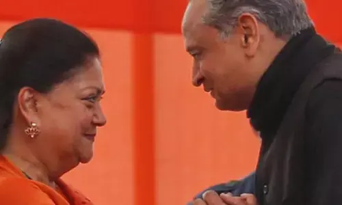 рд╡рд╕реБрдВрдзрд░рд╛ рдЧрд╣рд▓реЛрдд рдХреА рдЬреБрдЧрд▓рдмрдВрджреА рд╕реЗ рд╕рдЪрд┐рди рднрд╛рдЬрдкрд╛ рдХрд╛ рд╕рд┐рдпрд╛рд╕реА рдХреНрд▓реАрди рдмреЛрд▓реНрдб рд╡рд╕реБрдВрдзрд░рд╛ рдЧрд╣рд▓реЛрдд рдХреА рдЬреБрдЧрд▓рдмрдВрджреА рд╕реЗ рд╕рдЪрд┐рди рднрд╛рдЬрдкрд╛ рдХрд╛ рд╕рд┐рдпрд╛рд╕реА рдХреНрд▓реАрди рдмреЛрд▓реНрдб