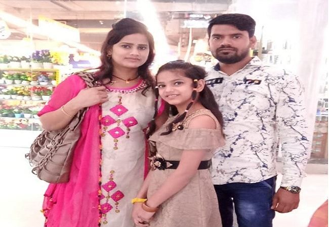 मेरठ : फेसबुक पर लव जेहाद, 5 साल लिव इन फिर मां-बेटी की हत्या कर बेडरूम में गाड़ दी लाशें, जानिए- पूरी कहानी मेरठ : फेसबुक पर लव जेहाद, 5 साल लिव इन फिर मां-बेटी की हत्या कर बेडरूम में गाड़ दी लाशें, जानिए- पूरी कहानी