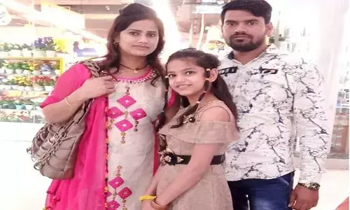मेरठ : फेसबुक पर लव जेहाद, 5 साल लिव इन फिर मां-बेटी की हत्या कर बेडरूम में गाड़ दी लाशें, जानिए- पूरी कहानी मेरठ : फेसबुक पर लव जेहाद, 5 साल लिव इन फिर मां-बेटी की हत्या कर बेडरूम में गाड़ दी लाशें, जानिए- पूरी कहानी