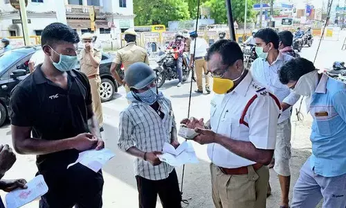 झारखंड: मास्क नहीं पहना तो लगेगा एक लाख का जुर्माना, Lockdown का उल्लंघन करने पर दो साल की जेल झारखंड: मास्क नहीं पहना तो लगेगा एक लाख का जुर्माना, Lockdown का उल्लंघन करने पर दो साल की जेल