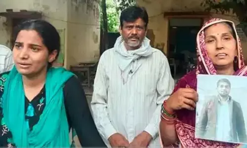 कानपुर में लैब असिस्टेंट की फिरौती देने के बाद भी हत्या, दोस्तों ने किया था अपहरण, परिजनों ने कहा- पुलिस जिम्मेदार कानपुर में लैब असिस्टेंट की फिरौती देने के बाद भी हत्या, दोस्तों ने किया था अपहरण, परिजनों ने कहा- पुलिस जिम्मेदार