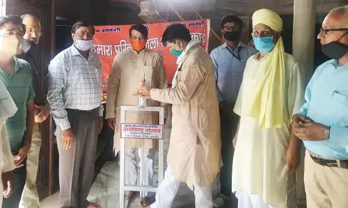 शामली: बीजेपी नेता अरविंद संगल ने कोरोना की रोकथाम के लिए उपलब्ध कराई सैनिटाइजेशन मशीन