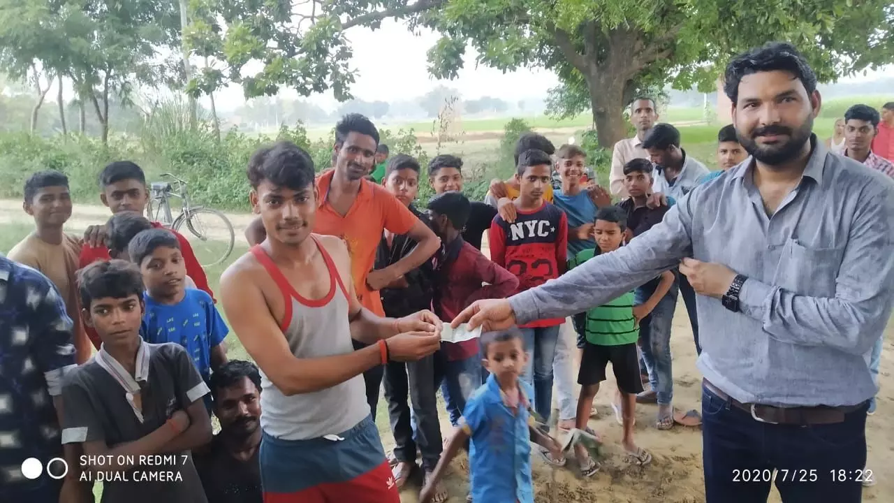 अमेठी में अवनीश अव्वल,संदीप द्वितीय और देवा को मिला तीसरा स्थान,हुए पुरस्कृत.