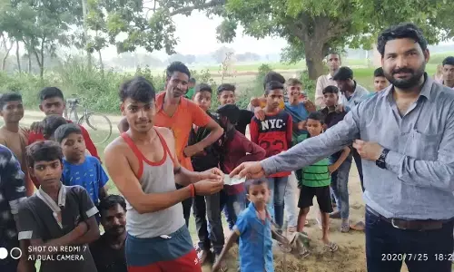 अमेठी में अवनीश अव्वल,संदीप द्वितीय और देवा को मिला तीसरा स्थान,हुए पुरस्कृत. अमेठी में अवनीश अव्वल,संदीप द्वितीय और देवा को मिला तीसरा स्थान,हुए पुरस्कृत.