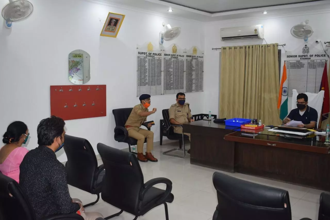 एसएसपी आकाश तोमर ने पुलिस कार्यालय में जनता के लिए आयोजित किया न्याय दिवस